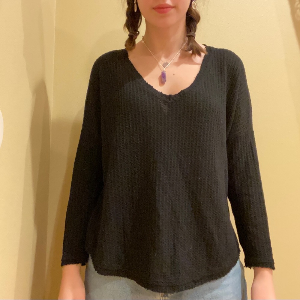 socialite black top